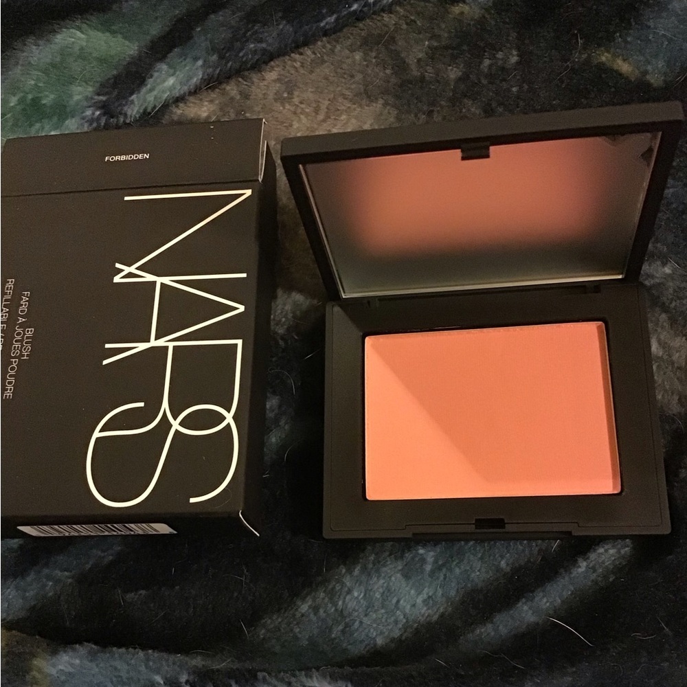 NARS FORBIDDEN BLUSH NIB FULL SZ REFILLABLE COMPACT
